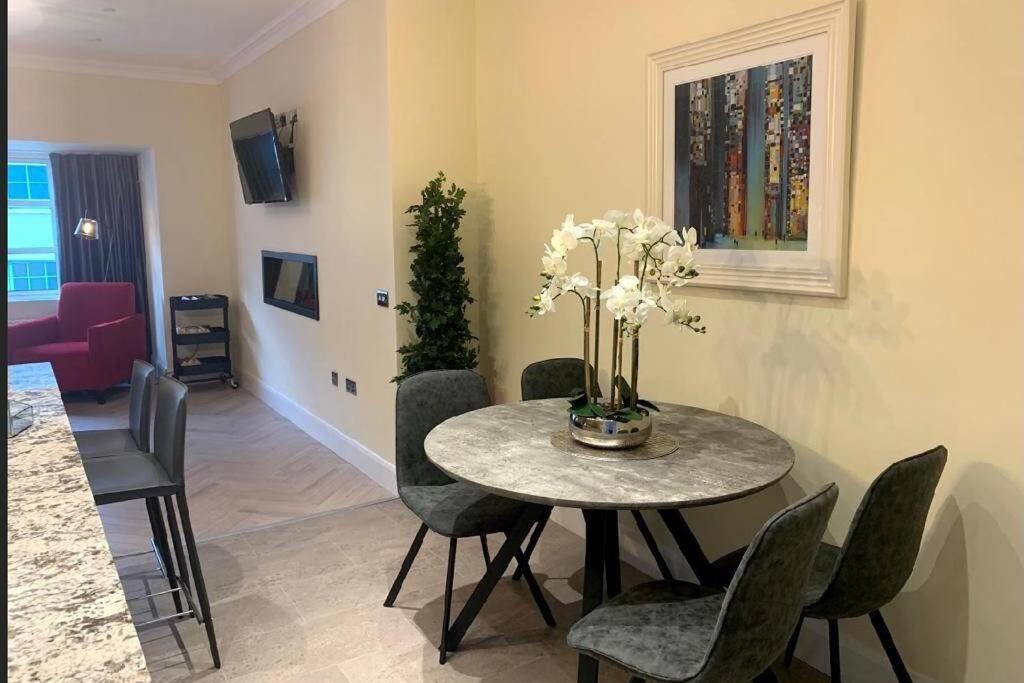 Apartment, Kilkenny City Kültér fotó